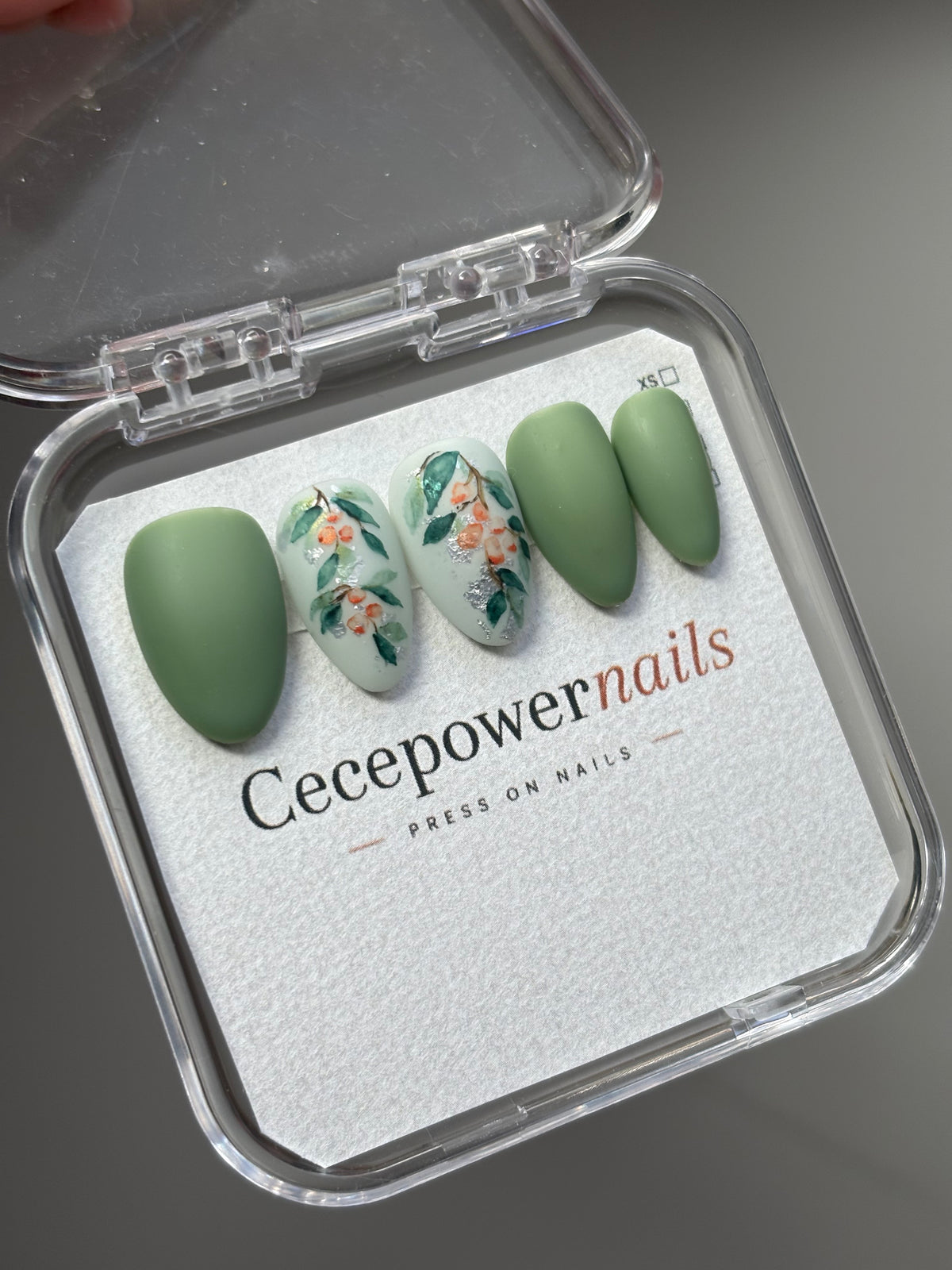 Press on Nails-Autumn Mint growvy