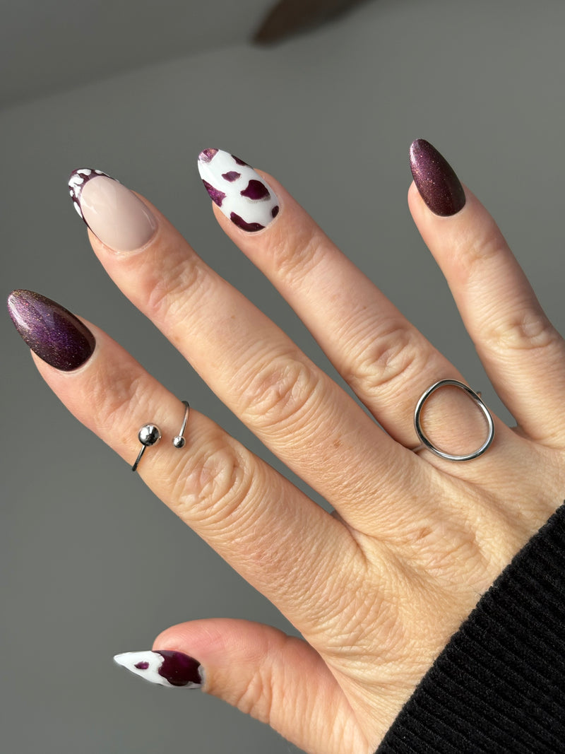 Press on Nails-Cow purple