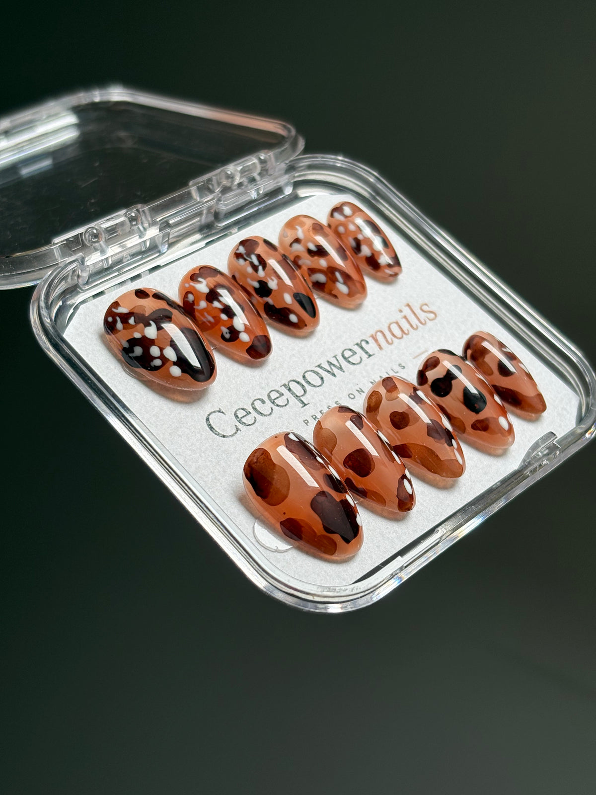 Press on Nails- Le retour de Bambi