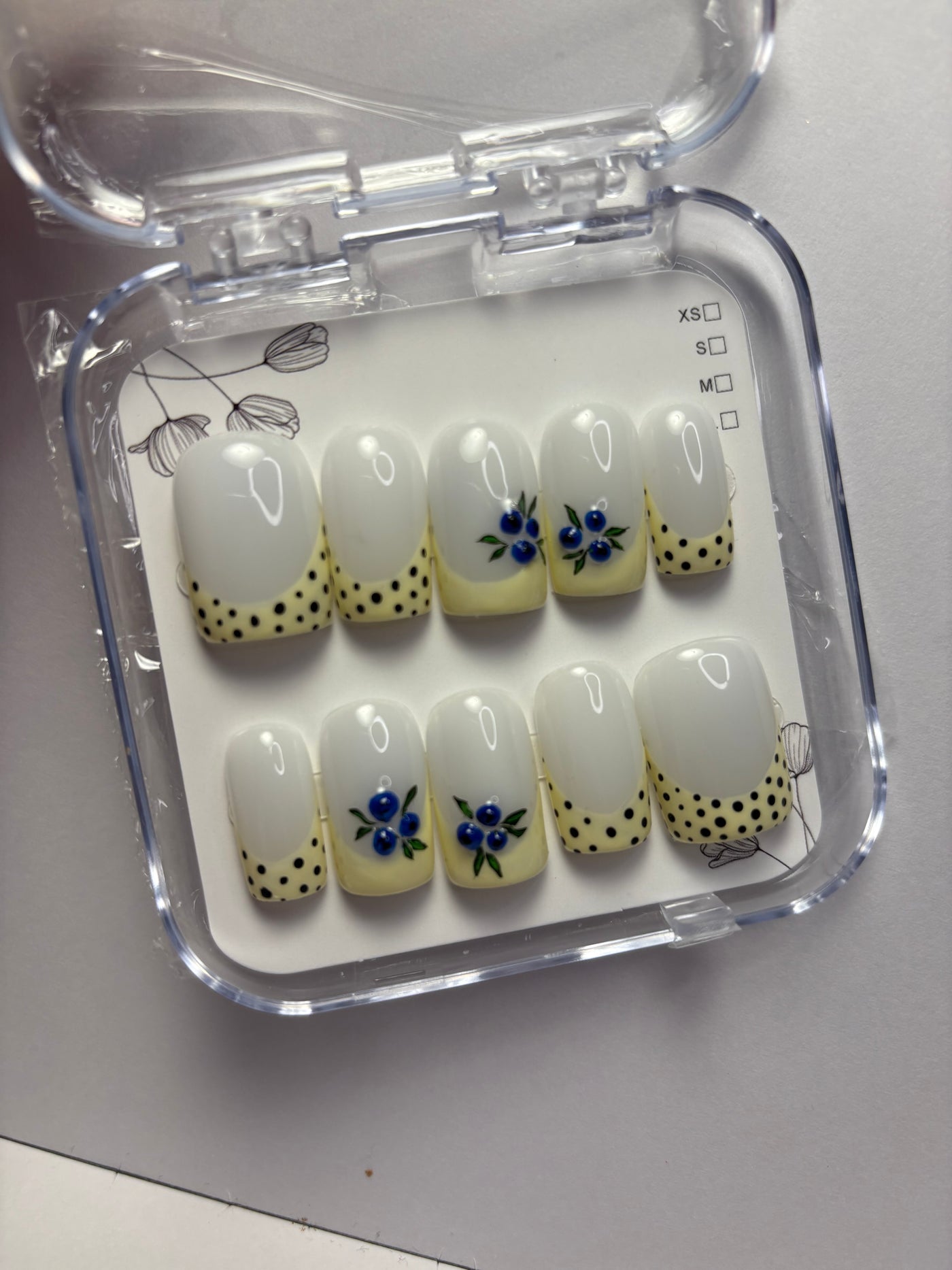 Press-On Nails -Love mirtilles