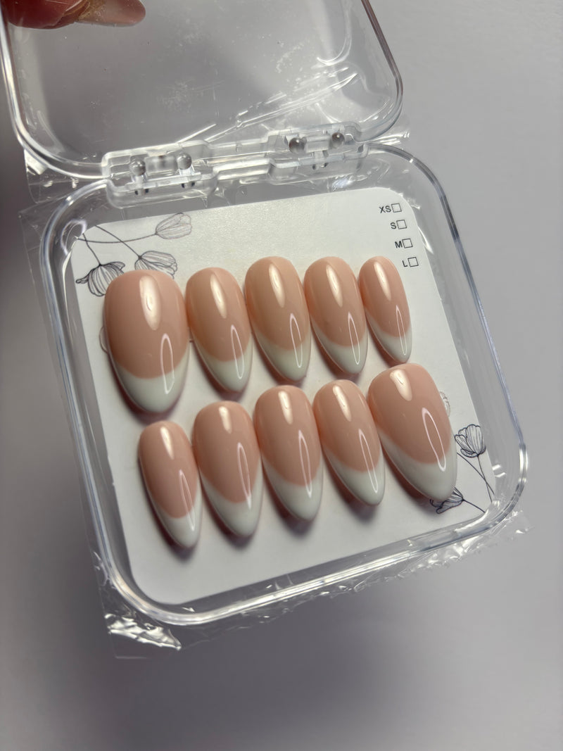 Press-On Nails-French love