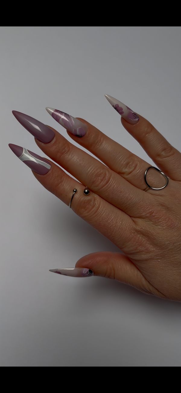 Press-On Nails -Violet Flower