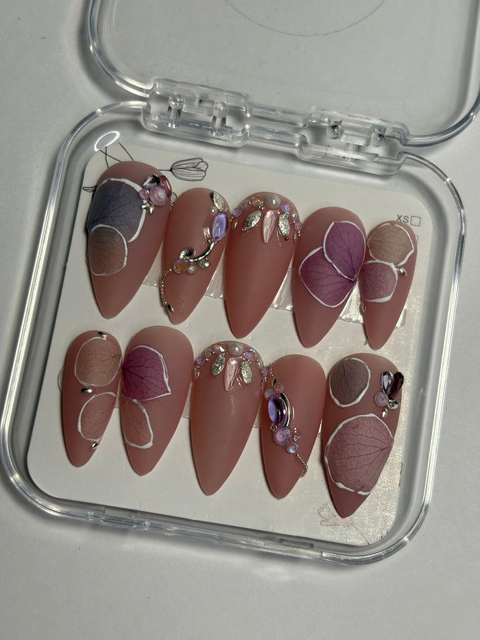 Press-on custom