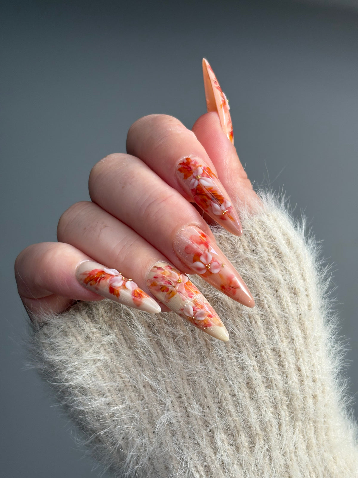 Press on Nails-Painted Lady premium