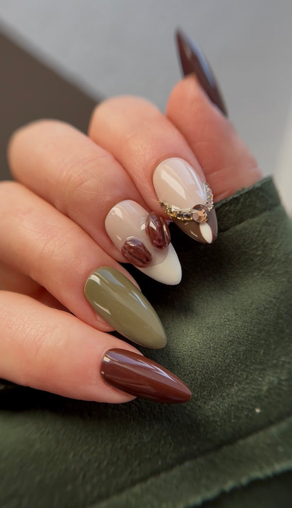 Press-On Nails-Coffee moment