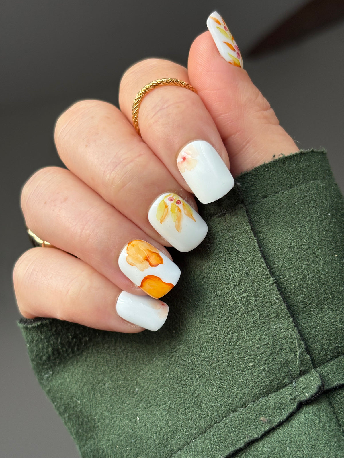 Press on Nails-MARIGOLD