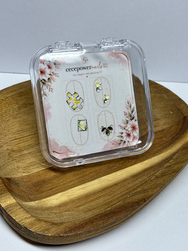 Inspibox Yellow bloom