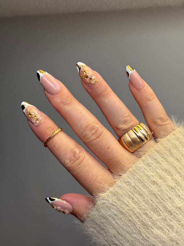 Press-On Nails Golden Hour