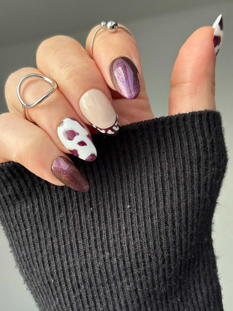 Press on Nails-Cow purple