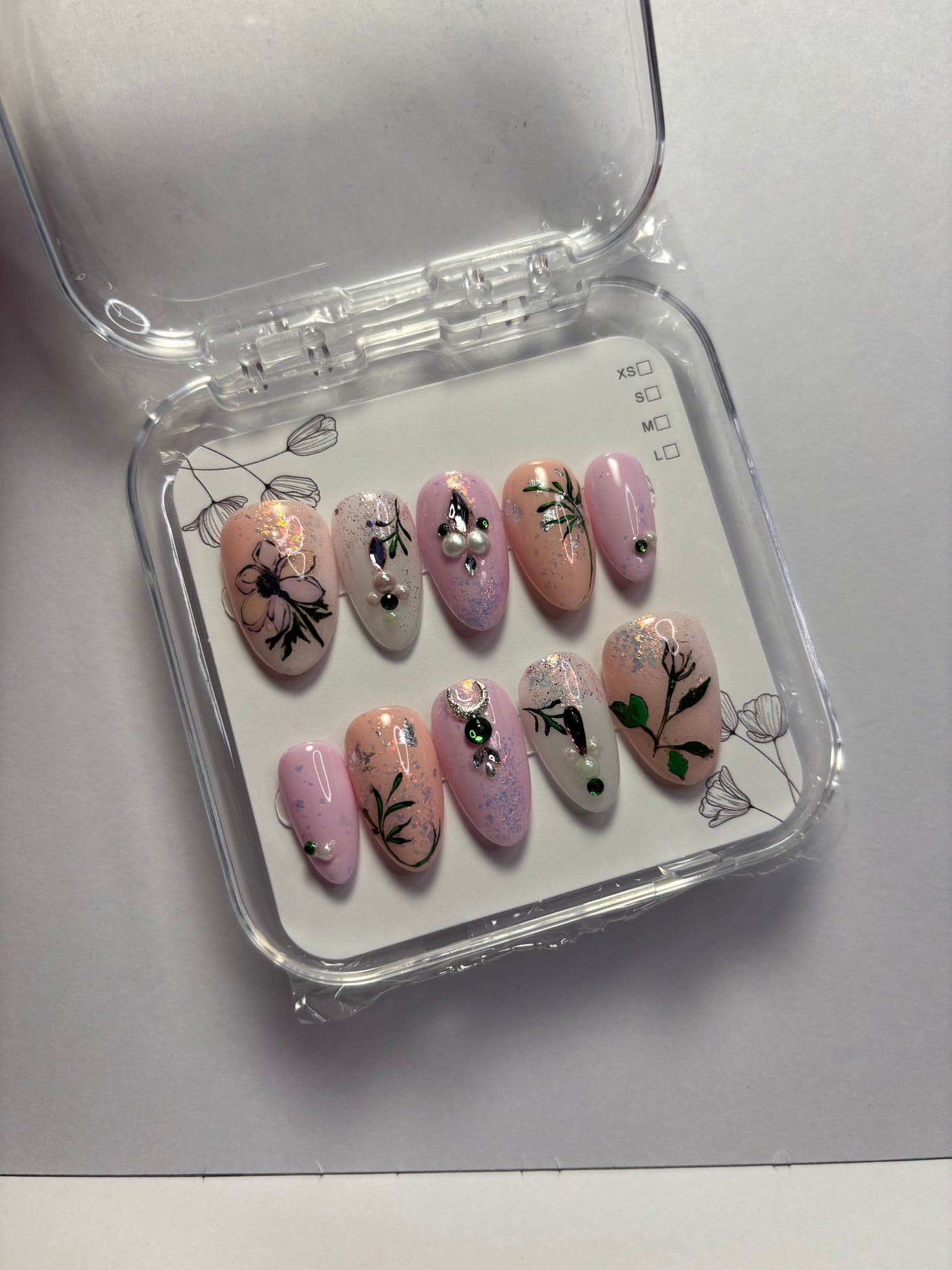 Press-On Nails - Inspiboxoka