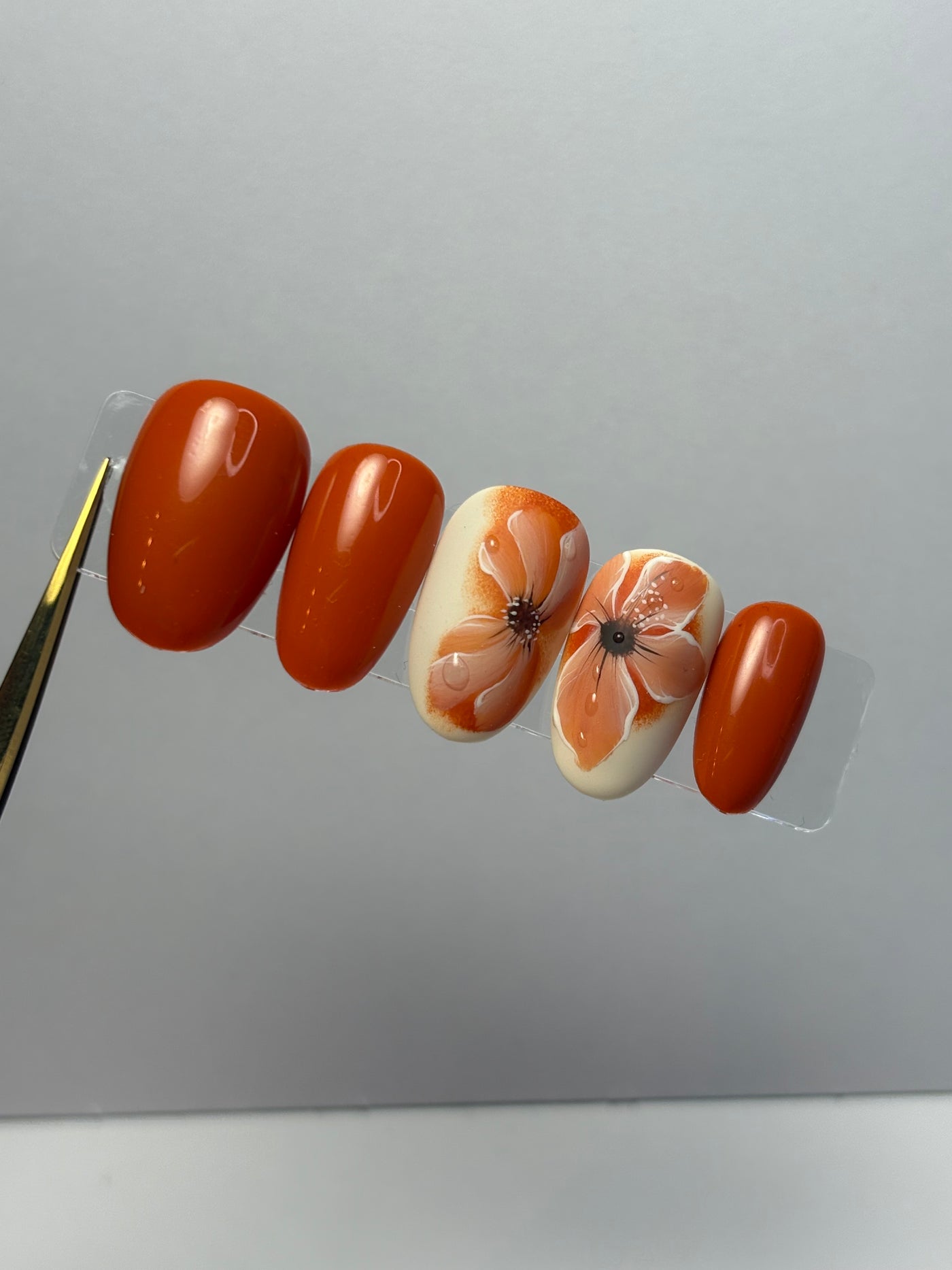 Press-On Nails - Glow Flower