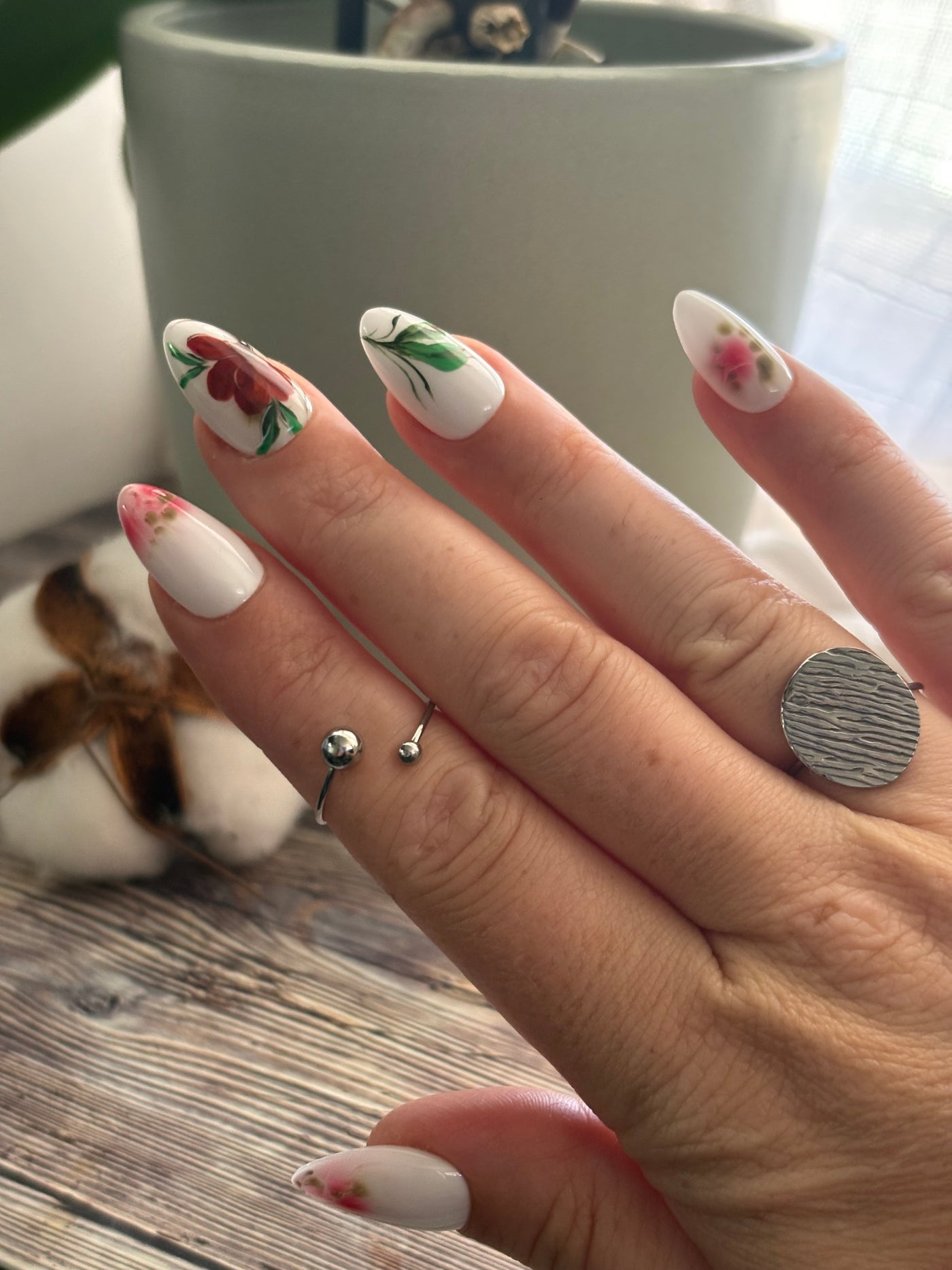 Press-On Nails Red muse