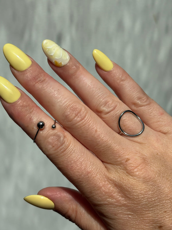 Press-On Nails -Warrior Flower